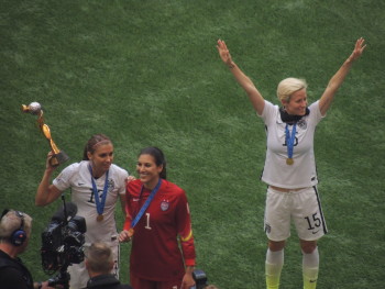 米女子サッカー W杯優勝で選手待遇改善できるか シアトルの生活情報誌 ソイソース